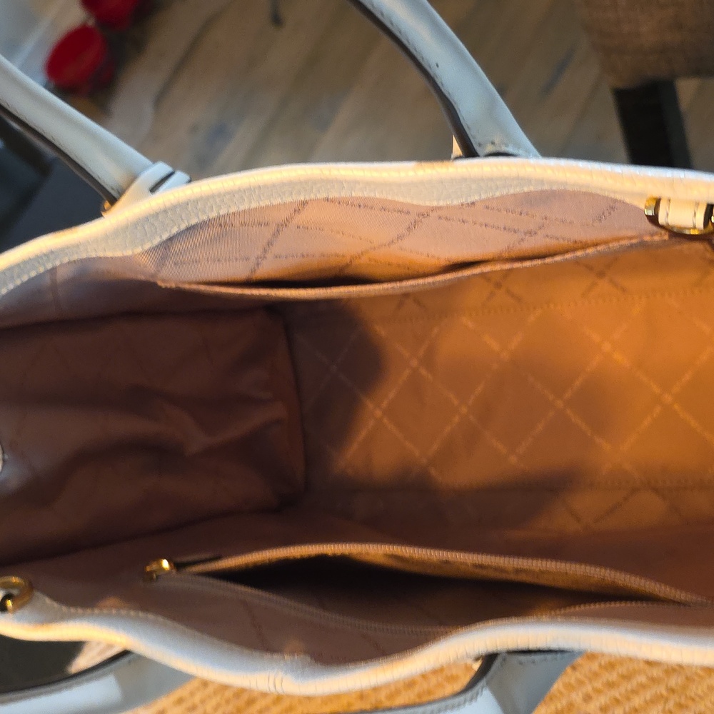 Micheal Kors Miraella‎ Large Tote Nwot - Picture 8 of 10